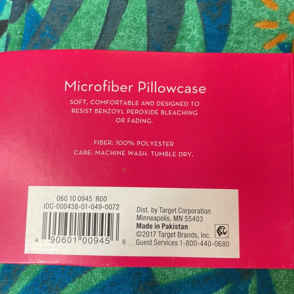 2 pillowcases - Picture 4 of 4